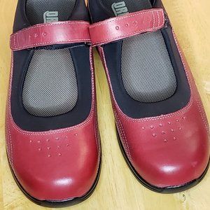 DREW ROSE Red and Black Mary Jane Leather Shoes